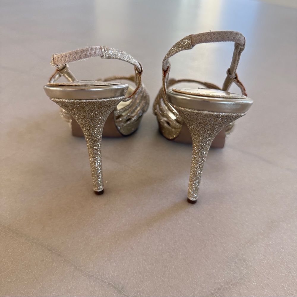 Nina Fonda Gold Glitter Strappy Platform Heels | Size 6 Slingback Dress Shoes - Picture 10 of 11